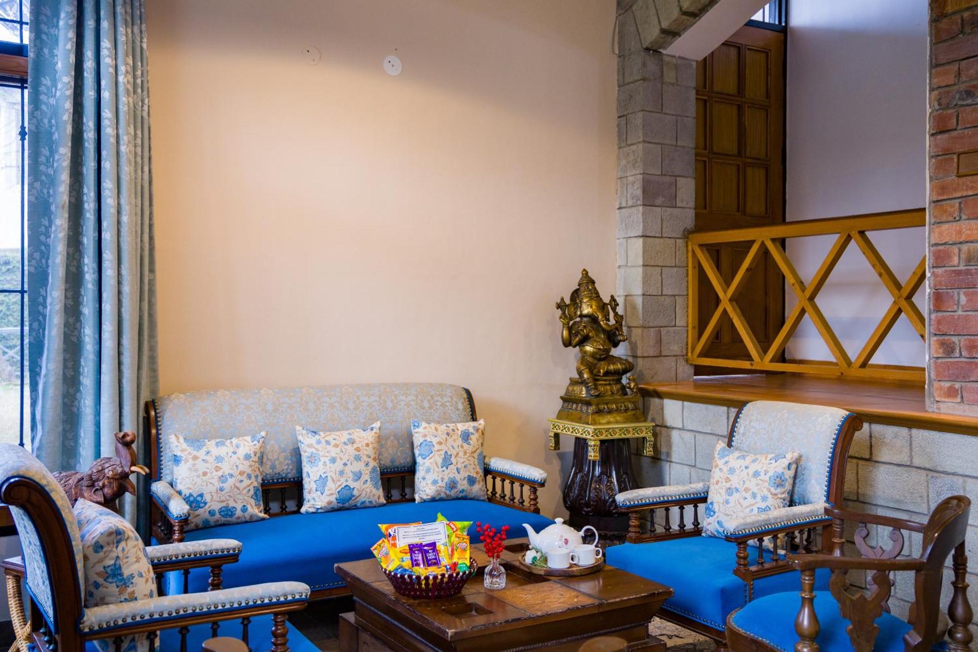 Alaya Stays Mehar Villa - 3 Bhk With Garden & Scenic Views Kasauli Exterior photo