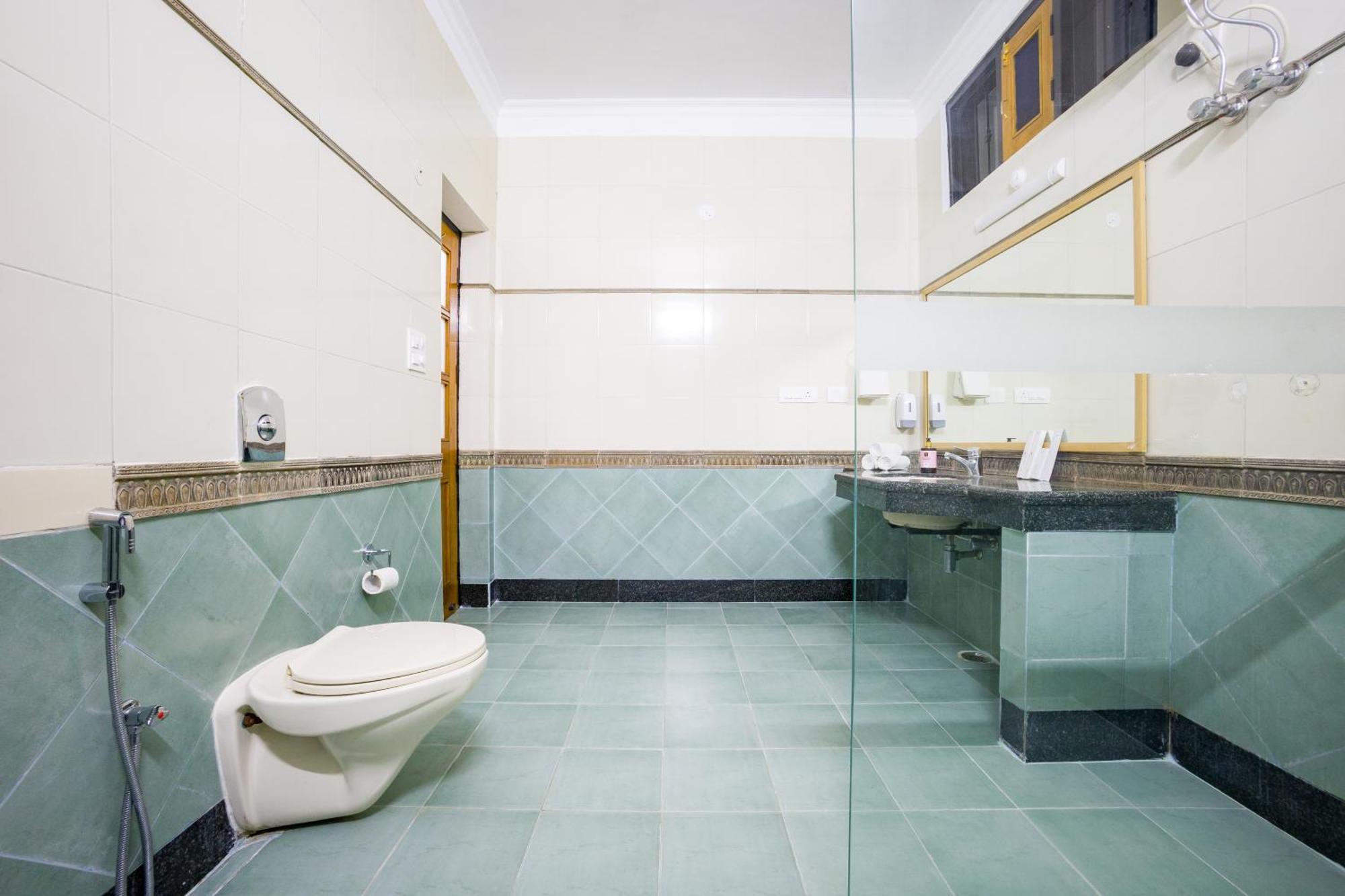 Alaya Stays Mehar Villa - 3 Bhk With Garden & Scenic Views Kasauli Exterior photo