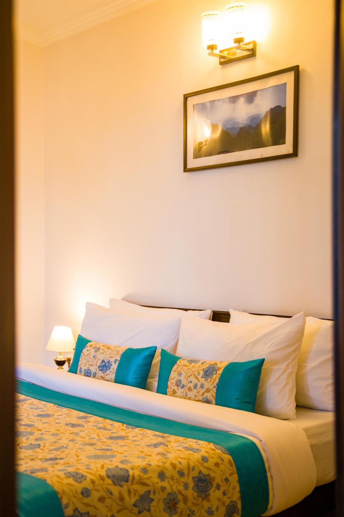 Alaya Stays Mehar Villa - 3 Bhk With Garden & Scenic Views Kasauli Exterior photo