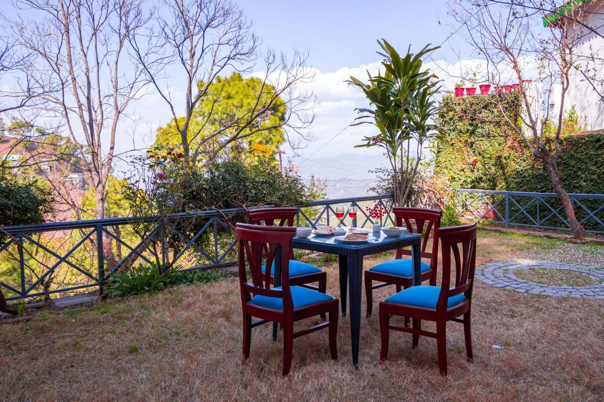 Alaya Stays Mehar Villa - 3 Bhk With Garden & Scenic Views Kasauli Exterior photo